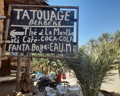 Tunisia in moto a Capodanno: Tatouage berbere cafe