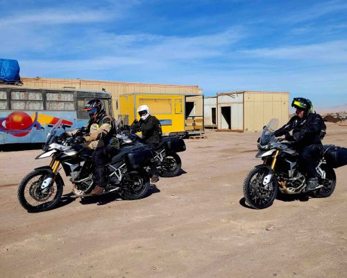 viaggio-in-moto-in-cile-argentina-bolivia-moto-strada