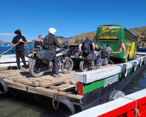 viaggio-in-moto-in-cile-argentina-bolivia-traghetto